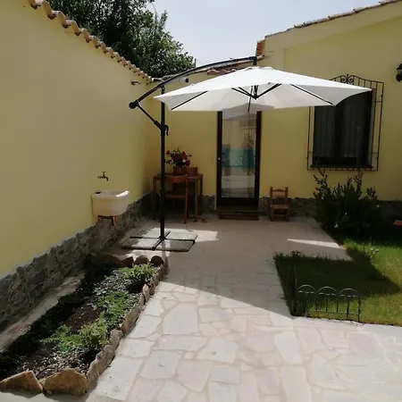 Lejlighed New! La Ginestra,casa Vacanze Bifamiliare In Montagna-seulo Sardegna Seùlo